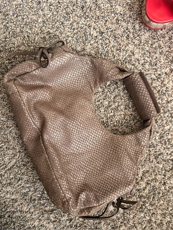 kate spade Handbags - kate spade Taupe Woven-Texture Hobo Bag